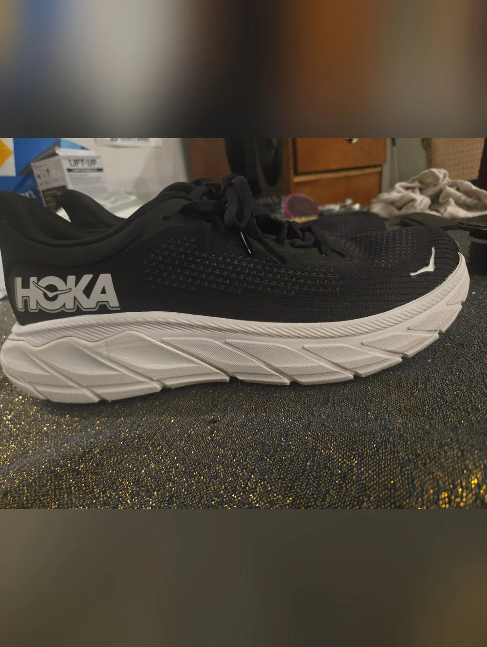 Hoka ARAHI 7 sneakers - Picture 2 of 6